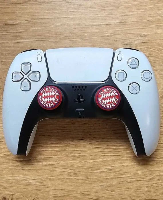 Antypoślizgowe gumki nakładki kontroler Playstation Xbox Bayern Munich