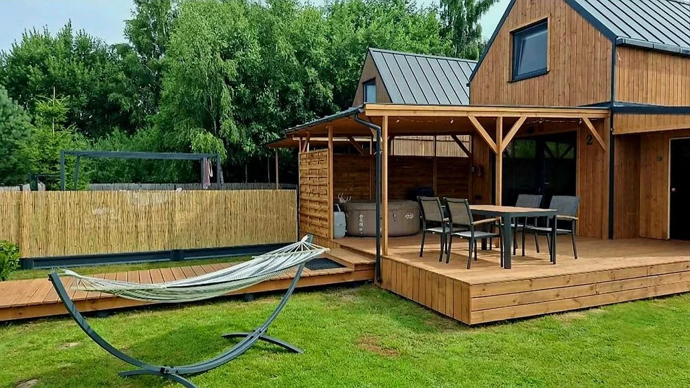 Domek z jacuzzi i sauną. Ogrodzony.Jezierzany, Jarosławiec – zdjęcie 2