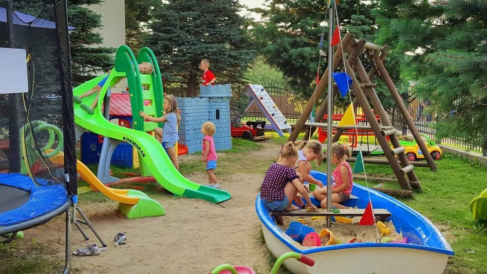 Karwia Pokoje nad morzem Karwia Ostrowo Jastrzębia Góra Pokoje Pokój Noclegi Nocleg Kwatery Kwatera Apartament Apartamenty Domki Domek – zdjęcie 4