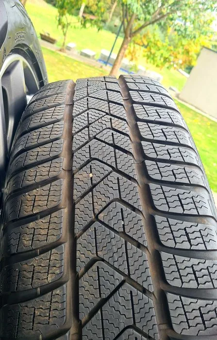 Koła zimowe 19" BMW X3 g01 X4 g02 dot końcówka 2024 Pirelli, bdb stan, czujniki ciśnienia, 245/50 R19 245/50/r19 245/50/19 – zdjęcie 3