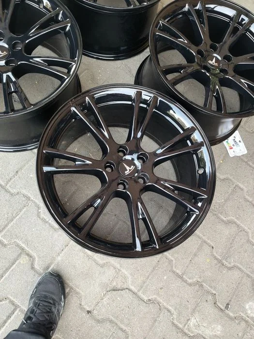 Felgi aluminiowe Tesla 9,5jx19 et45 5x114,3 – zdjęcie 6