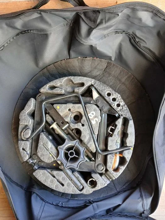 Dojazdówka z wyposażeniem Meriva B 2012r – zdjęcie 2