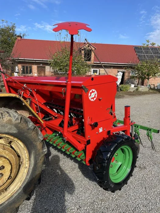 Siewnik zbożowy Unia Poznaniak 370/2,7L – zdjęcie 4