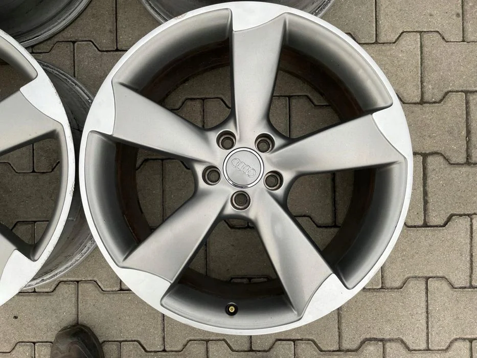 ORYGINAŁ IDEALNE PROSTE Audi 20 Rotor 5x112 i Sprawdzone Jak Nowe A4 A5 A6 A7 RSQ3 Q3 A5 A7 A4 A6 A8 Q5 A3 S3 S4 S5 S6 S7 – zdjęcie 5