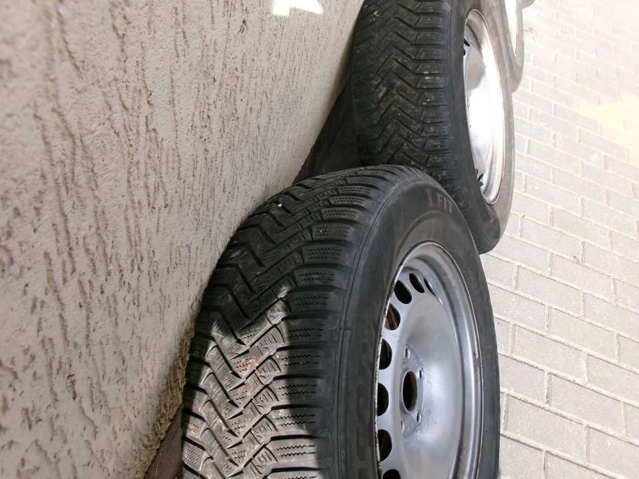 Kola stalowe z opon zima 215/65/16-5x112 bd. tiguan itp. – zdjęcie 3