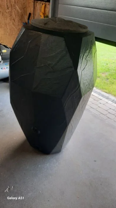 Zbiornik na deszczówkę kolor grafit.