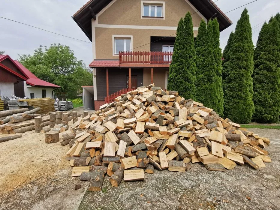 Drewno Opałowe Kominkowe Buk Grab Sezonowany Transport – zdjęcie 3