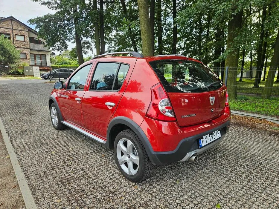 DACIA Sandero Stepway * 1.6 benzyna * 2011r * klimatyzacja * nawigacja * KSIĄŻKA SERWISOWA do 2026r. – zdjęcie 3