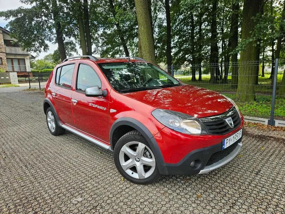 DACIA Sandero Stepway * 1.6 benzyna * 2011r * klimatyzacja * nawigacja * KSIĄŻKA SERWISOWA do 2026r.