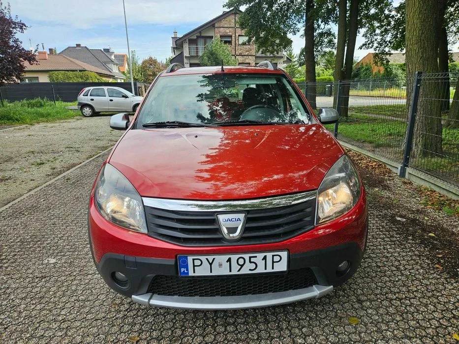 DACIA Sandero Stepway * 1.6 benzyna * 2011r * klimatyzacja * nawigacja * KSIĄŻKA SERWISOWA do 2026r. – zdjęcie 6