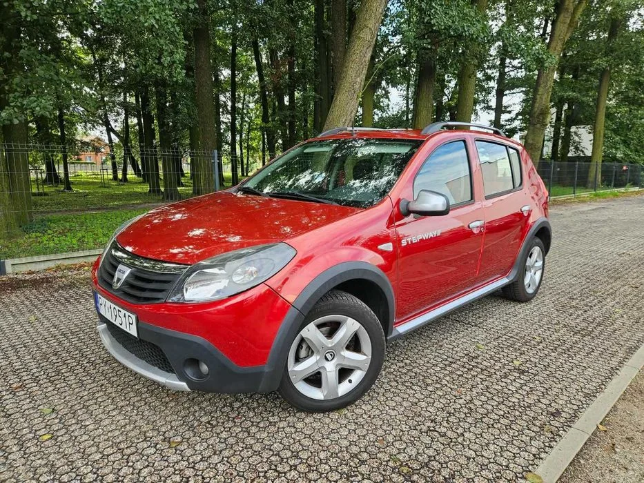 DACIA Sandero Stepway * 1.6 benzyna * 2011r * klimatyzacja * nawigacja * KSIĄŻKA SERWISOWA do 2026r. – zdjęcie 2