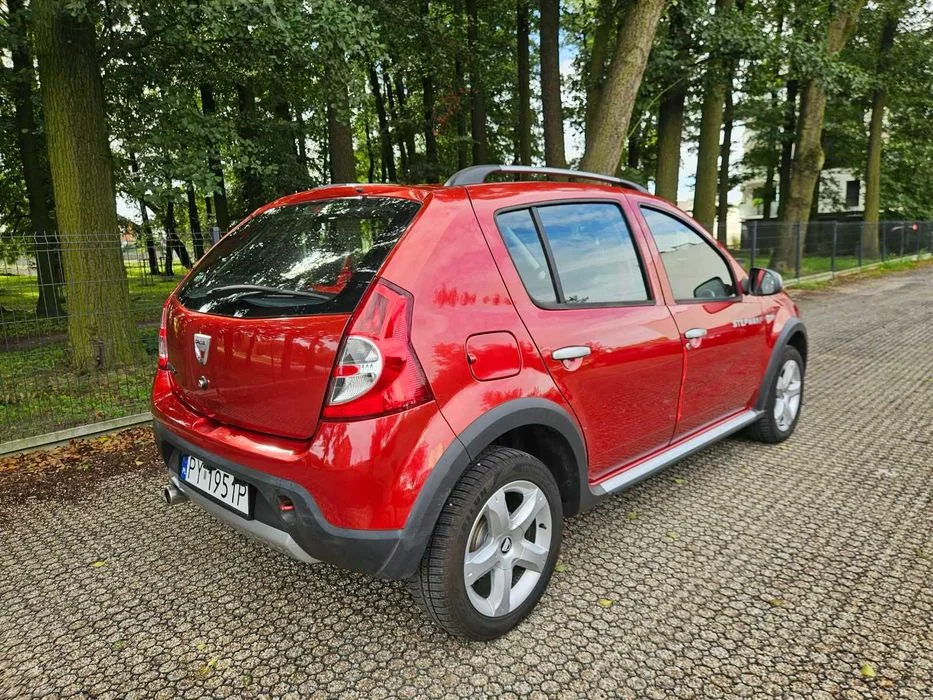 DACIA Sandero Stepway * 1.6 benzyna * 2011r * klimatyzacja * nawigacja * KSIĄŻKA SERWISOWA do 2026r. – zdjęcie 4