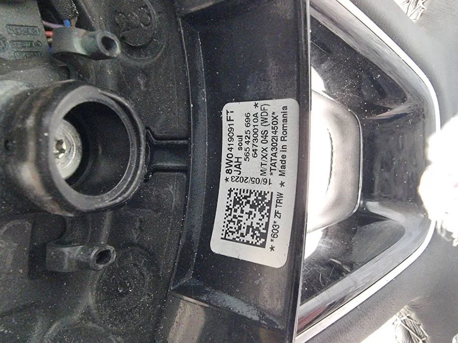 Kierownica Audi A4 B9 Quattro 64730180A 8W0419091Ft – zdjęcie 2