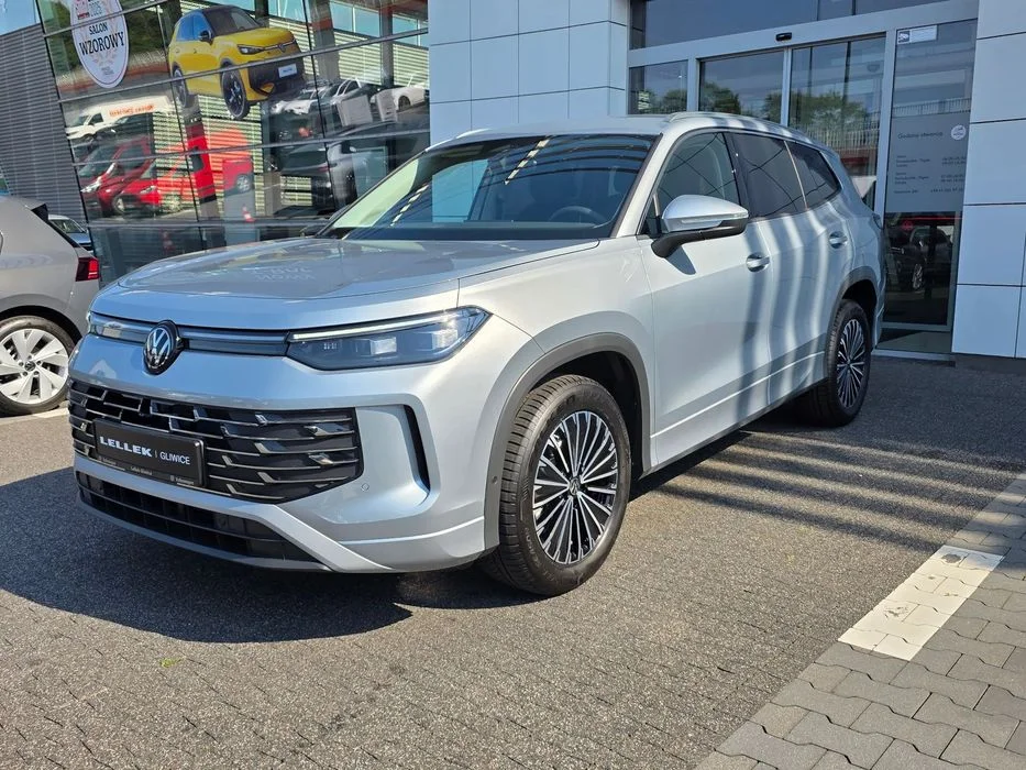 Volkswagen Tayron 7 osobowy, Hak holowniczy, Podgrzewana kierownica i fotele – zdjęcie 2