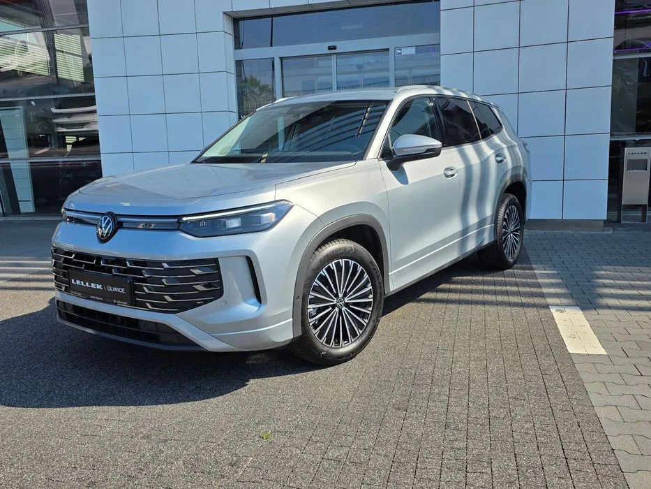 Volkswagen Tayron 7 osobowy, Hak holowniczy, Podgrzewana kierownica i fotele – zdjęcie 3