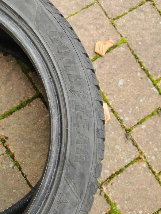 opony zimowe 225/45 R17 M+S GOODYEAR ULTRA GRIP – zdjęcie 10