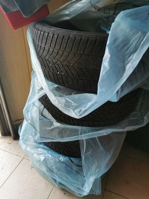 opony zimowe 225/45 R17 M+S GOODYEAR ULTRA GRIP – zdjęcie 9