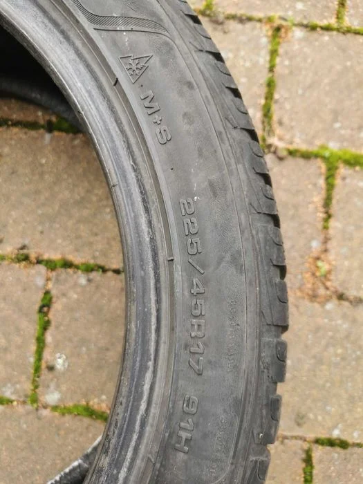 opony zimowe 225/45 R17 M+S GOODYEAR ULTRA GRIP – zdjęcie 5