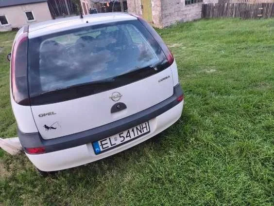 Sprzedam Opel corsa 1.0 C, uszkodzony silnik REZERWACJA – zdjęcie 3