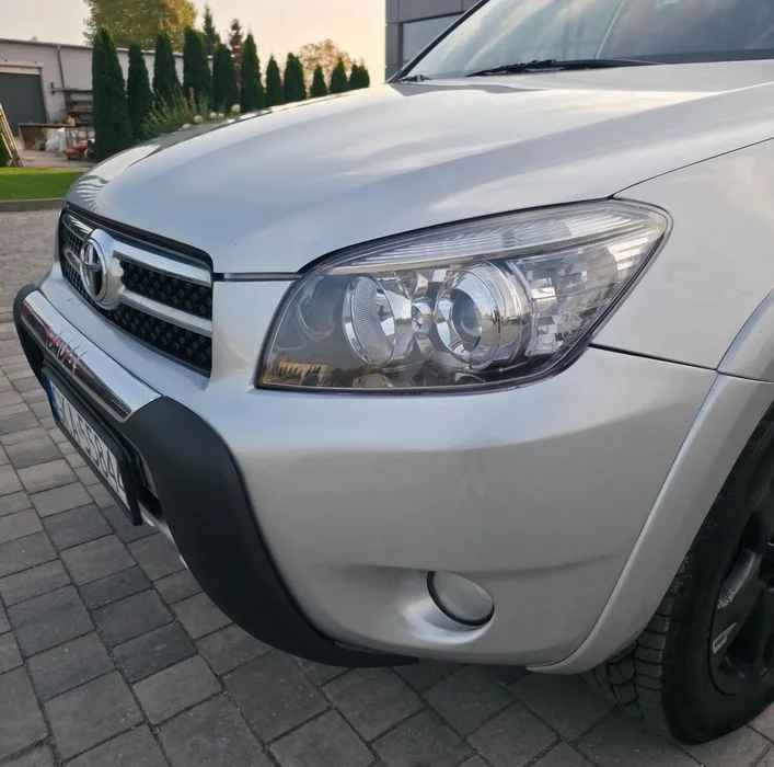 Toyota RAV4 Toyota RAV4 2.2 D-CAT 4x4 Skóry/Zero Rdzy/Serwisowany/Bez Wkładu! – zdjęcie 3