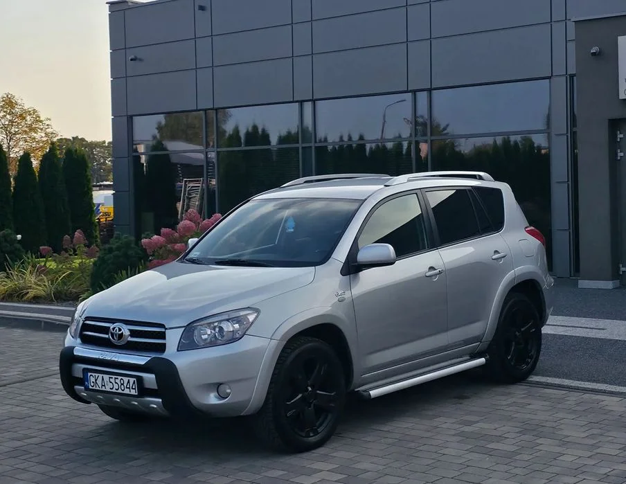 Toyota RAV4 Toyota RAV4 2.2 D-CAT 4x4 Skóry/Zero Rdzy/Serwisowany/Bez Wkładu!