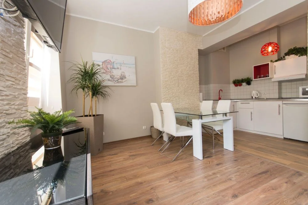 Piekne apartamenty na Gdanskiej Starowce obok Neptuna - 100 pln – zdjęcie 7
