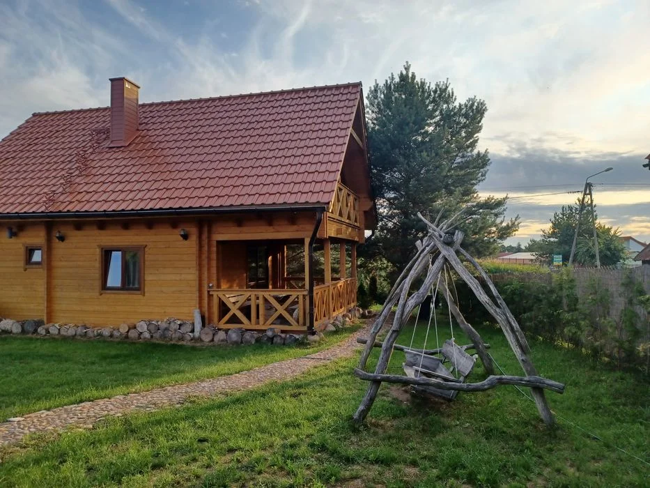 Domek nad jeziorem na Mazurach wynajem coloroczny kominek wolny – zdjęcie 3