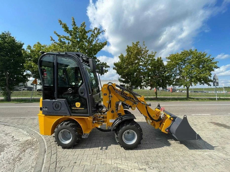 Niemiecka produkcja silnika - Miniładowarka GG06TC 600kg ładowność – zdjęcie 3