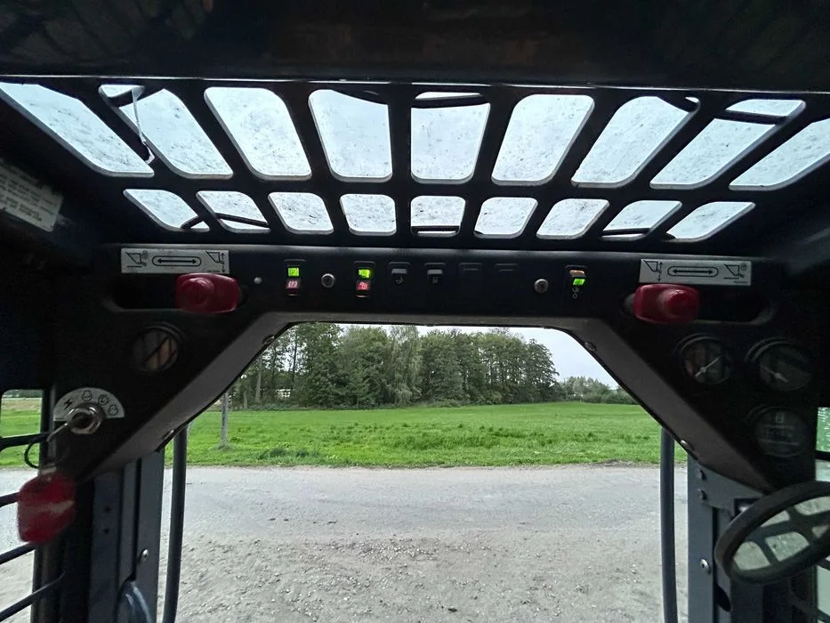 Miniładowarka Mustang 2044 Bobcat Stan Jak Nowy – zdjęcie 5