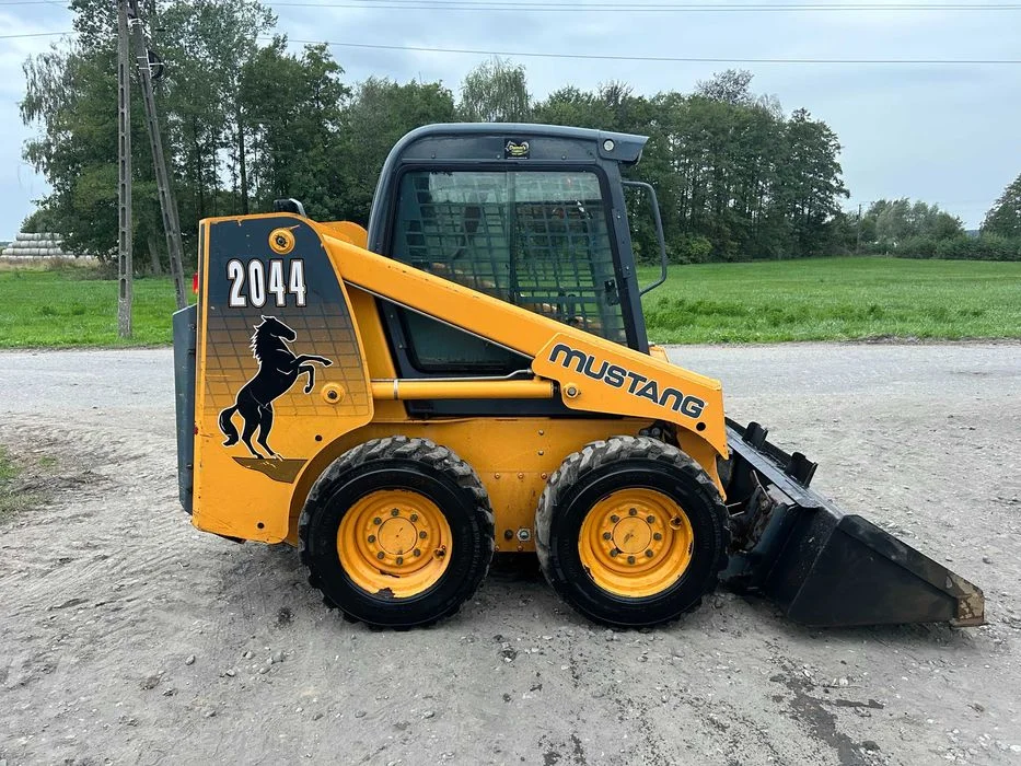 Miniładowarka Mustang 2044 Bobcat Stan Jak Nowy