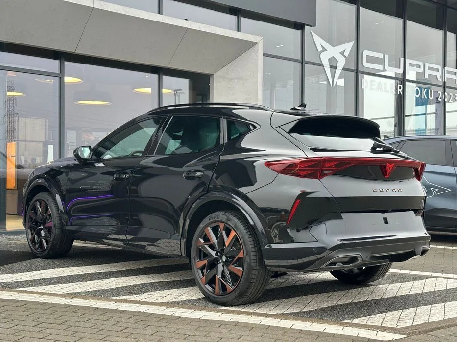 Cupra Formentor Pakiety: Edge, Dynamic Design/ Hak/ 19" felgi miedziane – zdjęcie 3
