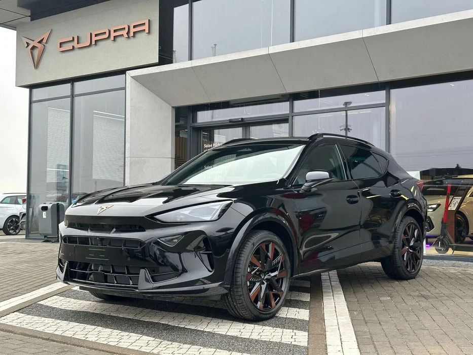 Cupra Formentor Pakiety: Edge, Dynamic Design/ Hak/ 19" felgi miedziane – zdjęcie 5