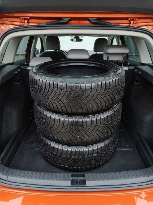 4x Pirelli Ice Zero FR 215/55 R17 98H zimowe – bieżnik ok. 7,8 mm – zdjęcie 6