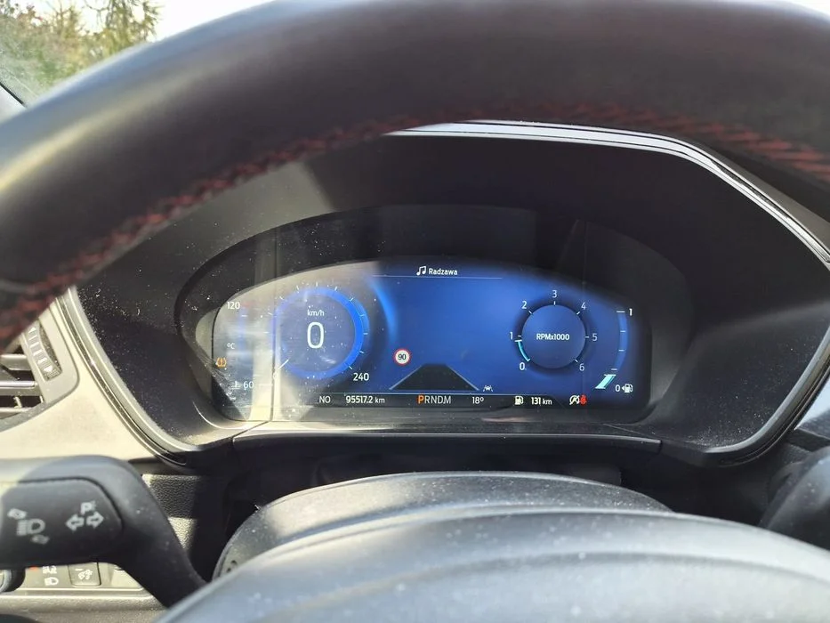 Ford Kuga – zdjęcie 3
