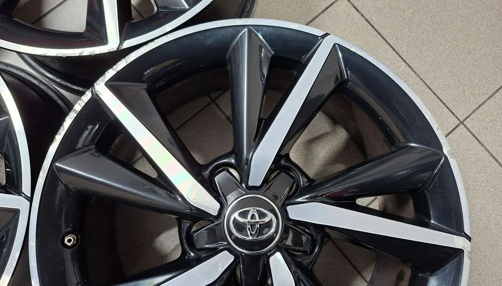 Felgi Aluminiowe 17 Toyota Auris II 5x114.3 ET 50 – zdjęcie 7