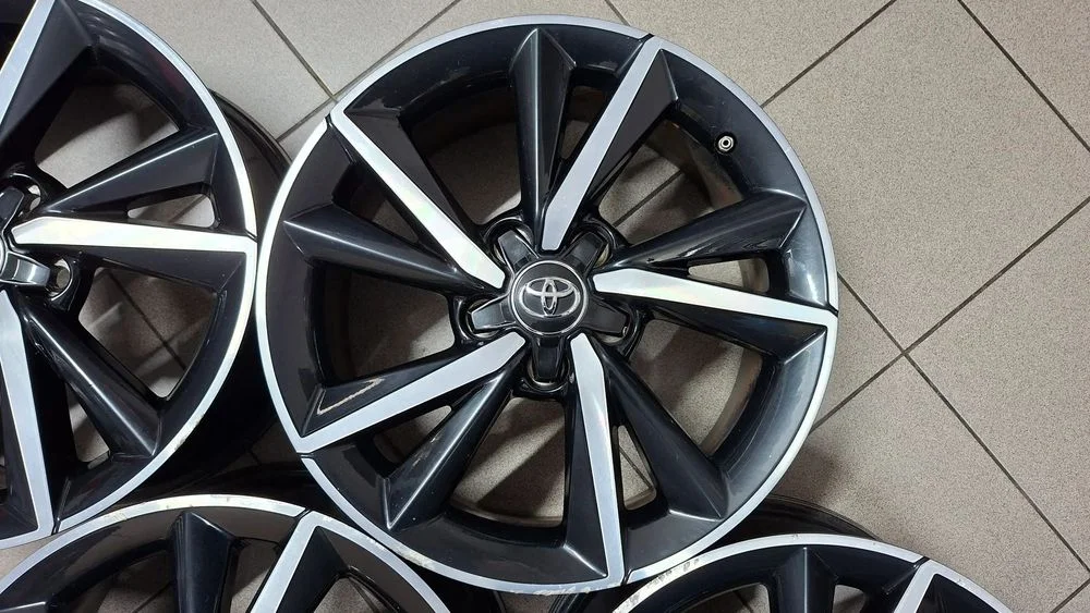 Felgi Aluminiowe 17 Toyota Auris II 5x114.3 ET 50 – zdjęcie 8