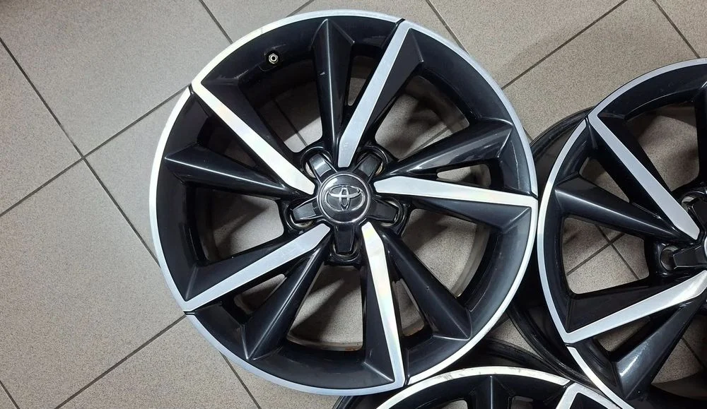 Felgi Aluminiowe 17 Toyota Auris II 5x114.3 ET 50 – zdjęcie 11