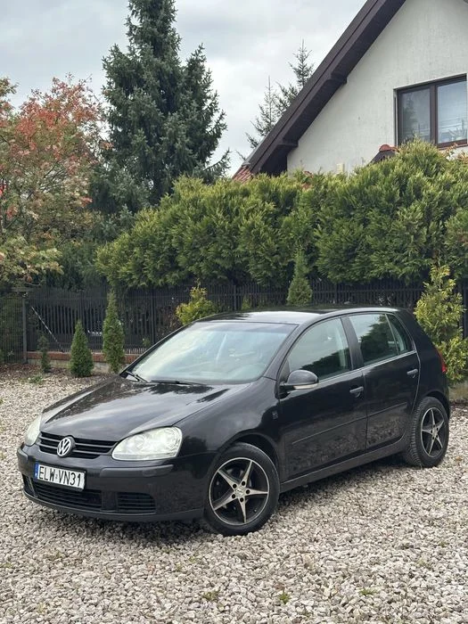 Na Sprzedaz VOLKSWAGEN GOLF 5/2006/1.9TDI/Oplaty na rok/Klima/Maly przebieg/Raty