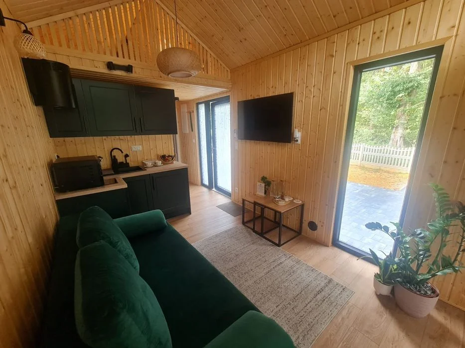 Nowoczesny domek w lesie – Jacuzzi – Balia – Sauna – Taras – Prywatne SPA – zdjęcie 4