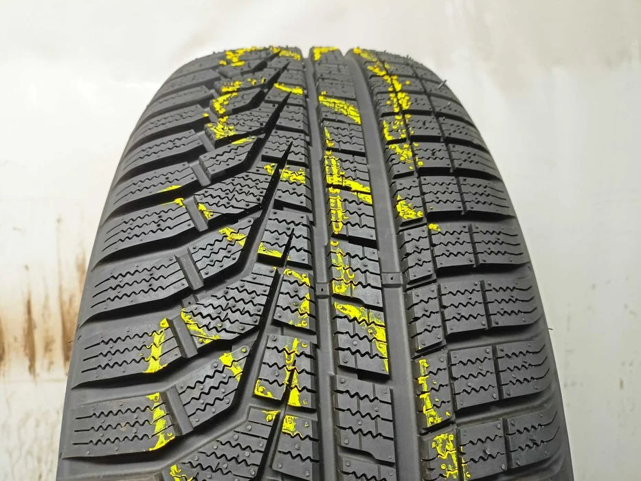 Hankook Winter I*Cept Evo 2 235/60/18 19R. 107H Nowa (3423)