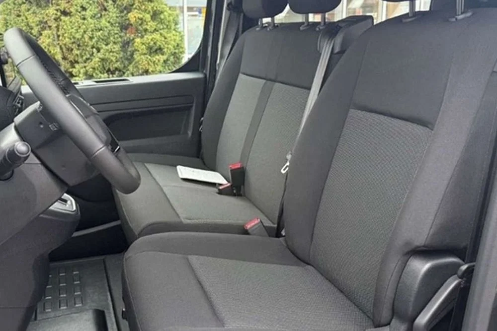 Opel Vivaro XL L2H1 Zabudowa Brygadowa 2.2 150KM Hak Holowniczy ! Kamera Cofania ! Radio 10 ! – zdjęcie 4