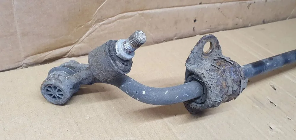 Drążek stabilizatora stabilizator tył Hyundai I40 1.7 CRDI – zdjęcie 3