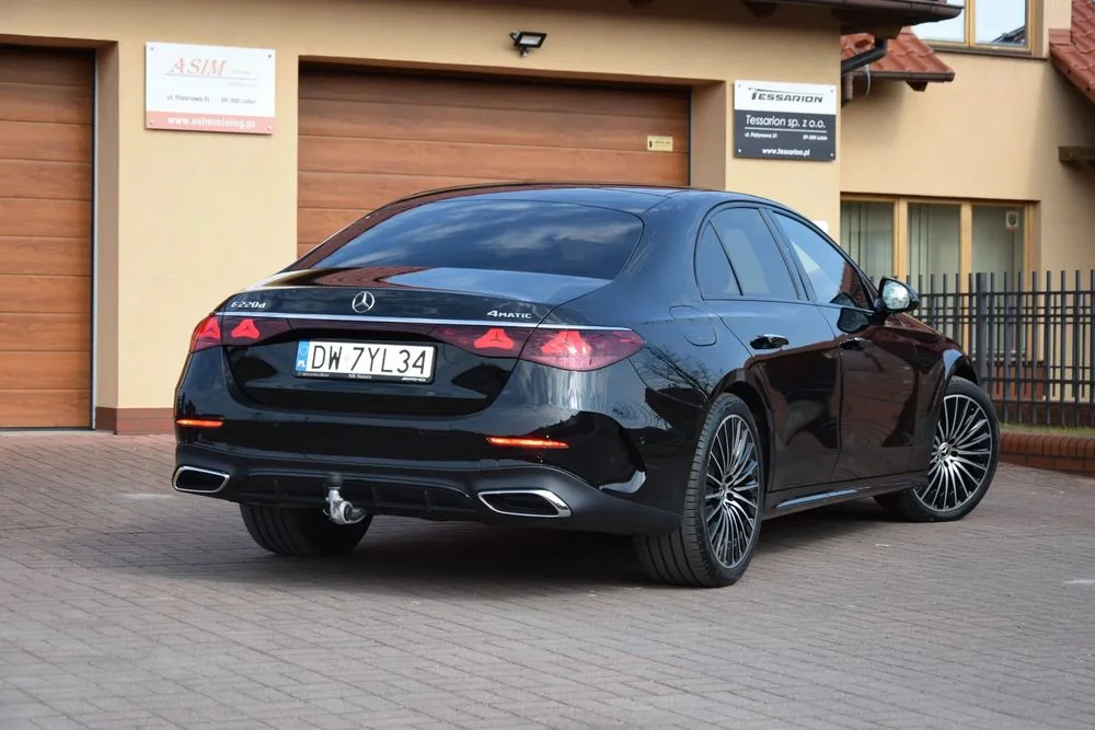 Mercedes-Benz Klasa E Cesja Umowy Leasingu mLeasing Gwarancja do Kwiecień 2029r – zdjęcie 2