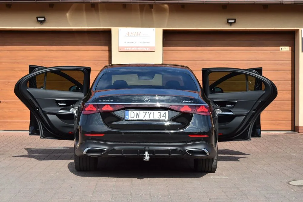 Mercedes-Benz Klasa E Cesja Umowy Leasingu mLeasing Gwarancja do Kwiecień 2029r – zdjęcie 3