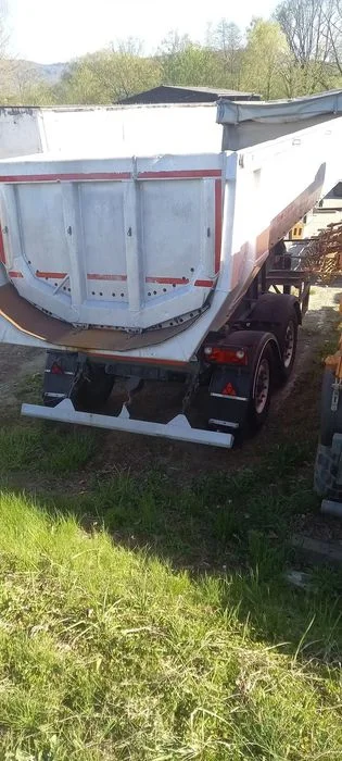 Schwarzmuller HKS2/E Schwarzmuller naczepa wywrotka 2016r. 2 osie, aluminiowa – zdjęcie 3