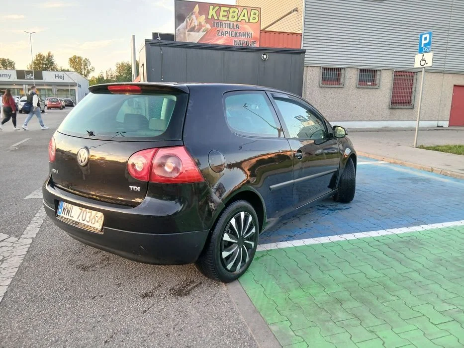 Volkswagen Golf 5 1,9 tdi 05r sprawny jeżdżący ekonomiczny 90 koni sprawna klima – zdjęcie 3