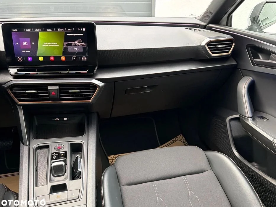 Cupra Leon Sportstourer NEW MODEL ! Kamera ! Alus18 ! Niski Przebieg ! Navi ! Warto – zdjęcie 8
