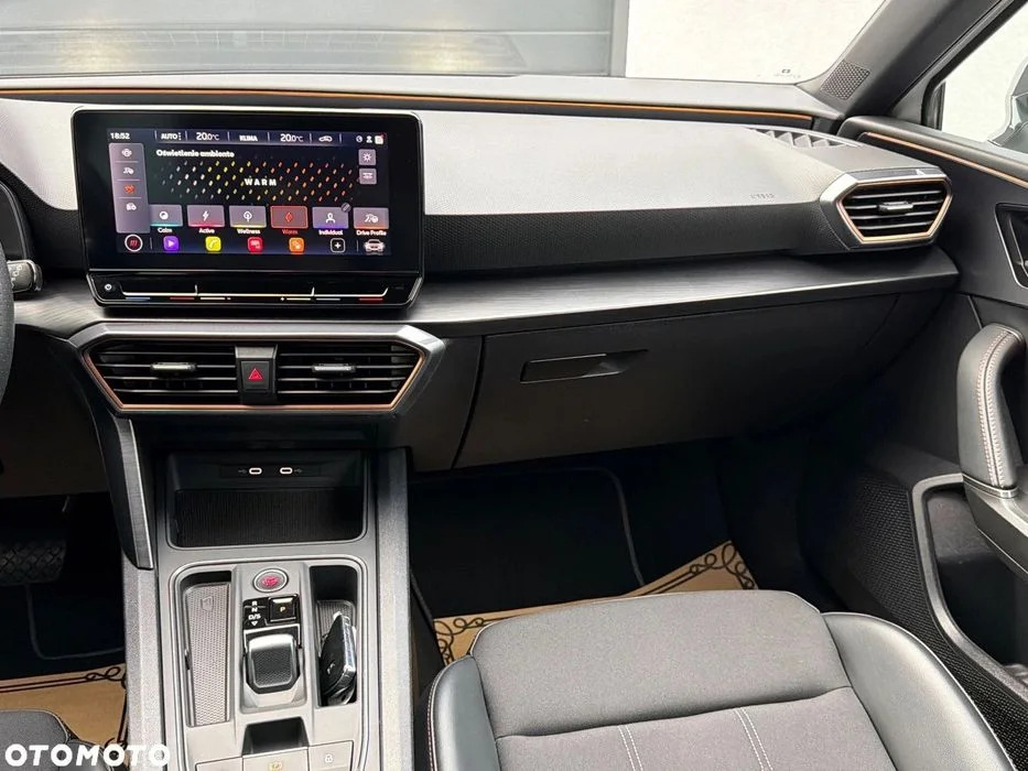 Cupra Leon Sportstourer NEW MODEL ! Kamera ! Alus18 ! Niski Przebieg ! Navi ! Warto – zdjęcie 5