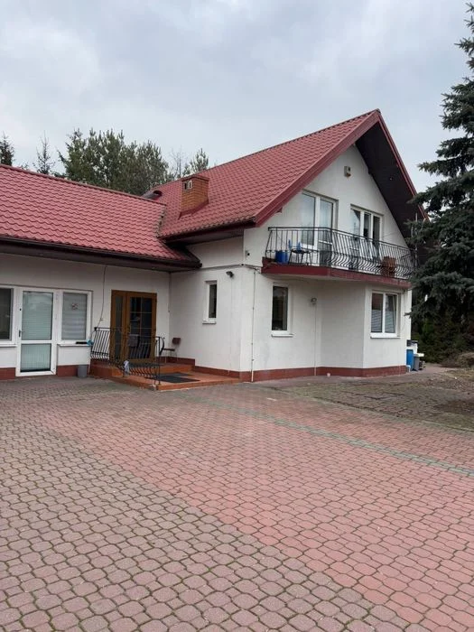 Nocleg – Komfortowe warunki – Błonie, Pass