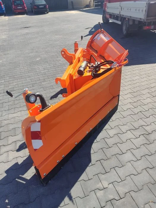 Masywny pług komunalny do śniegu Volant hydrauliczny składany strzałka 2.7 m – zdjęcie 8